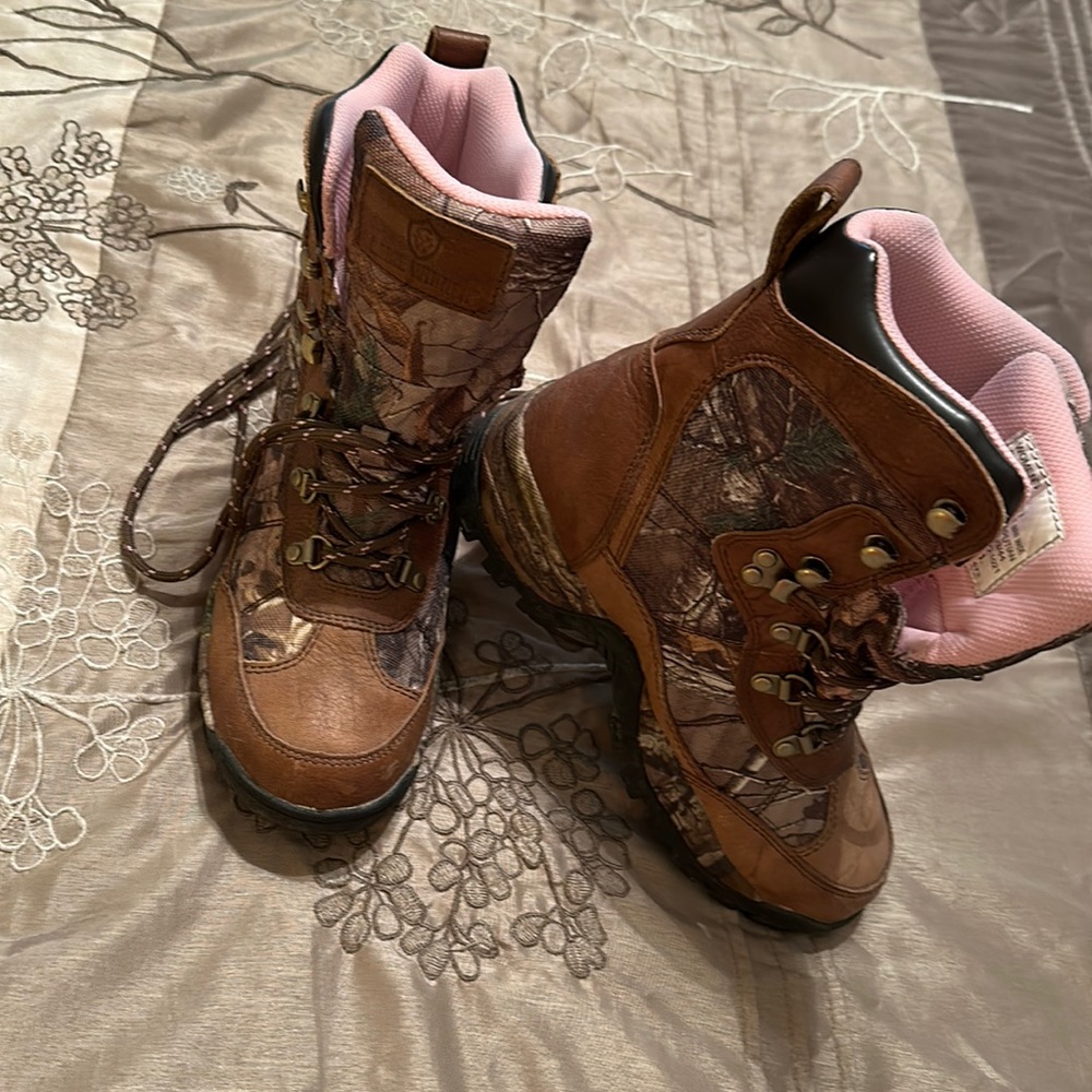 GAME WINNER boots from Academy. Size 7.5, waterproof.